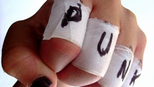 Пънкът е един от най-агресивните и нихилистични стилове на XX век