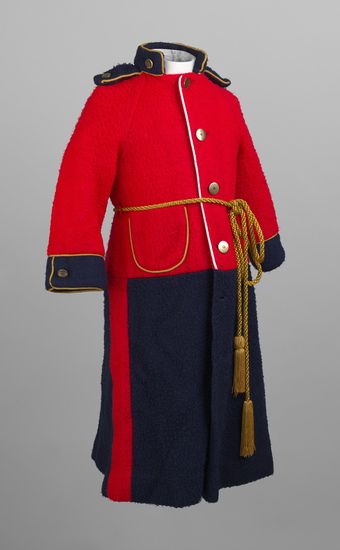 Военна униформа за принц Хари