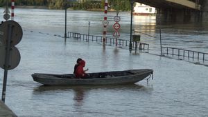 Модерното средство за превоз в града в дъждовно време