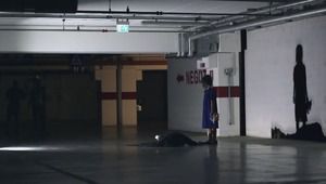 Как малко момиченце може да изплаши здрави и силни младежи