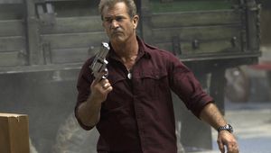 Мел Гибсън в злодейска роля