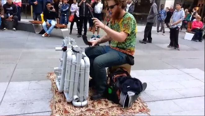 Да свириш на... тръби