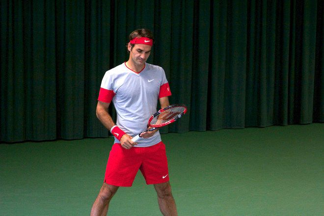 Роджър Федерер с новата си ракета