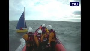 Спасителна акция на бреговата охрана в Крайстчърч, Великобритания