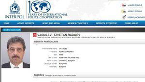 Интерпол издирва Цветан Василев с червена бюлетина