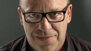 Фолкер Враге