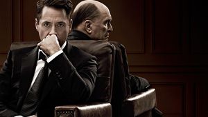 Робърт Дауни-джуниър и Робърт Дювал на плакат за "Съдията"