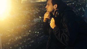 Григор Димитров на Моста на влюбените в Париж