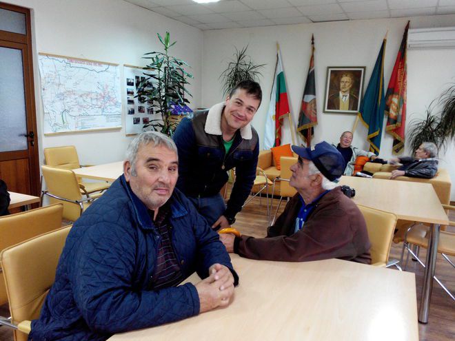 Никола Вапцаров на среща със Съюза на кооперациите на военноинвалидите в България за Пиринско
