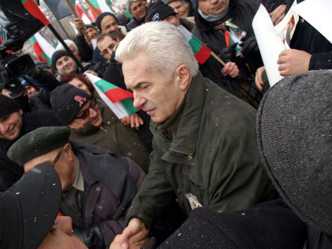 Волен Сидеров на митинга пред храм-паметника "Ал. Невски"
