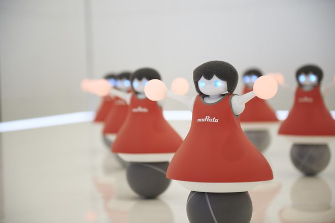 Роботите мажоретки