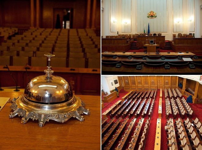 Пленарната зала на Народното събрание