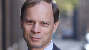 Нобелистът за икономика 2014 Жан Тирол