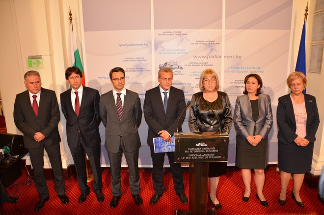 Преговорните екипи на РБ и ГЕРБ