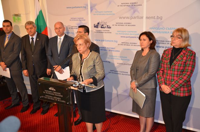 Преговорните екипи на ГЕРБ и ББЦ за съставяне на правителство