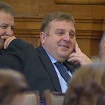 Красимир Каракачанов отново в парламента