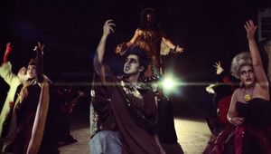 Злодеите на Дисни пеят Counting Stars на One Republic