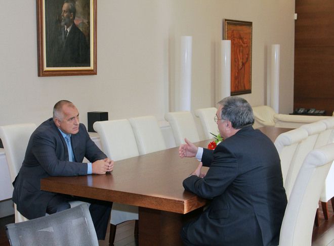 Борисов и Близнашки в Министерския съвет
