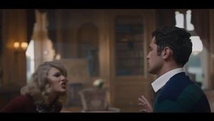 Тейлър Суифт и Шон О'При в клипа Blank Space