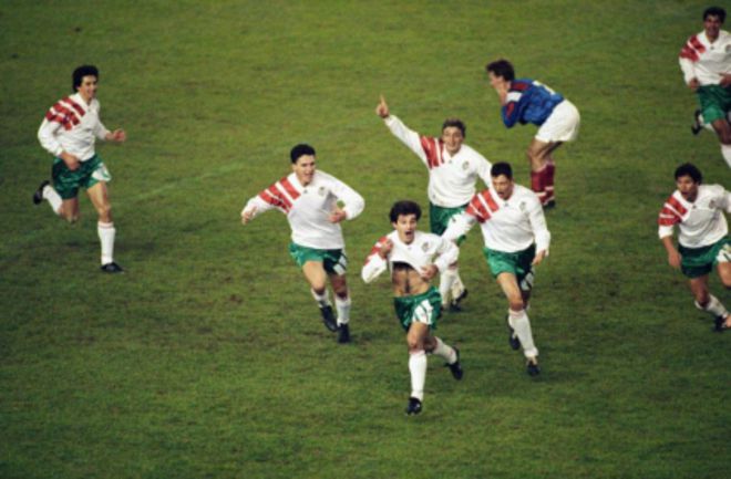 21 г. от "Парк де Пренс"