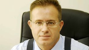 Василис Чапрунис, главен икономист на ZuluΤrade.com