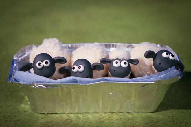 Четири пластилинови агънца