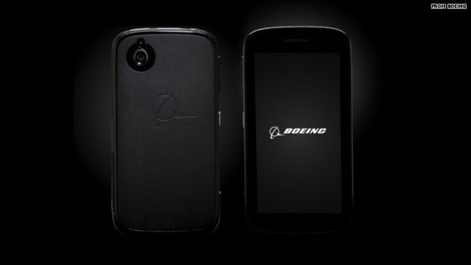 "Шпионският" смартфон на "Блекбери" и "Боинг"