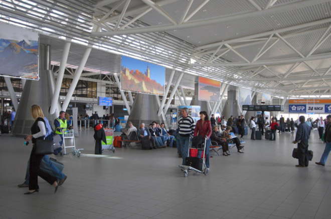 Летище София