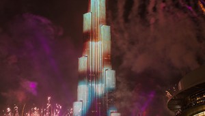 Бурж Халифа посреща новата 2015 г.