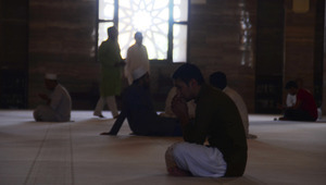 Молещ се мюсюлманин