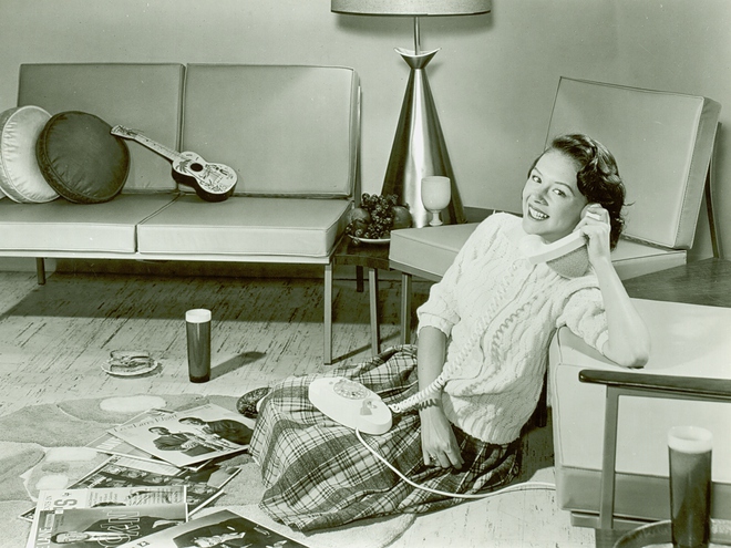 Телефон с шайба от 60-те