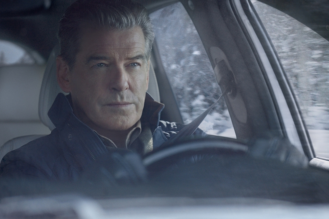 Piars brosnan zad volana na kia sorento 2016