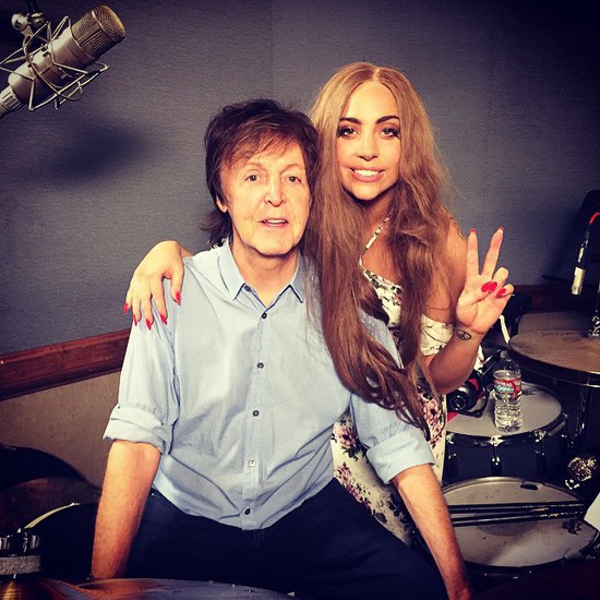 Лейди Гага в студиото с Пол Маккартни