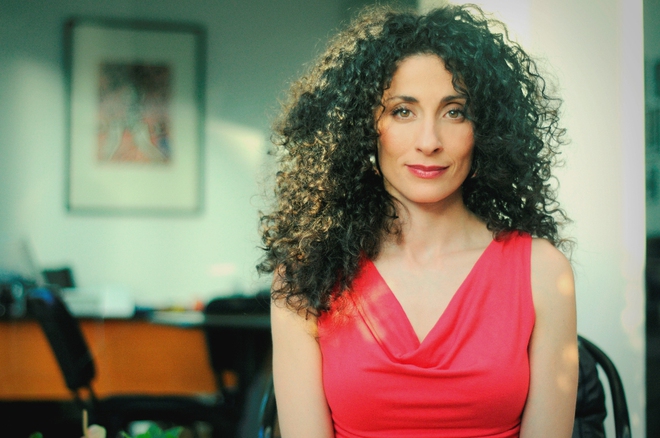 Саня Армутлиева в едър план