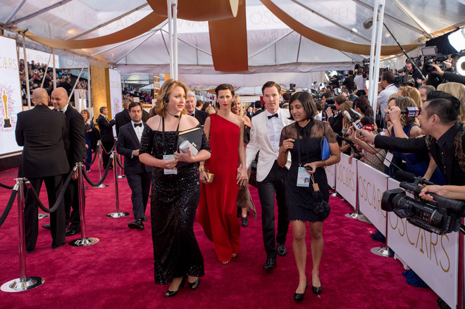 Бенедикт Къмбърбач води жена си на "Оскарите"