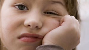 Мръщим се на света