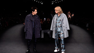 Бен Стилър и Оуен Уилсън на модния подиум