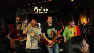 Toy Letters в клуб Melon