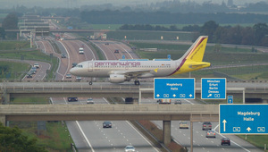 Самолет на "Джърмануингс"