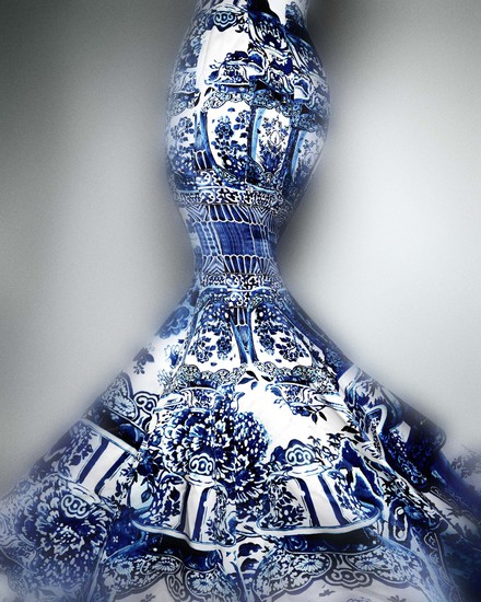 Вечерна рокля от Роберто Кавали, есен 2005