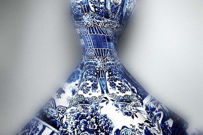 Vecherna roklya ot roberto kavali esen 2005