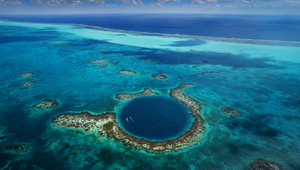 Голямата синя дупка