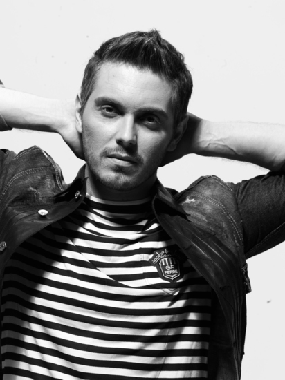 Михалис Хаджиянис в едър план