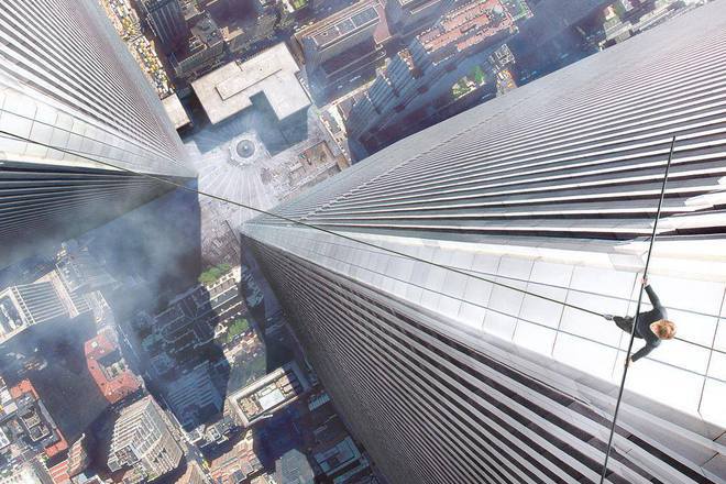 Kulite bliznatsi na plakat za the walk zhivot na raba 2015