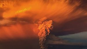 Вулканът Калбуко изригна след 50 години затишие