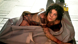 Джейми Александър в първи кадър от Blindspot