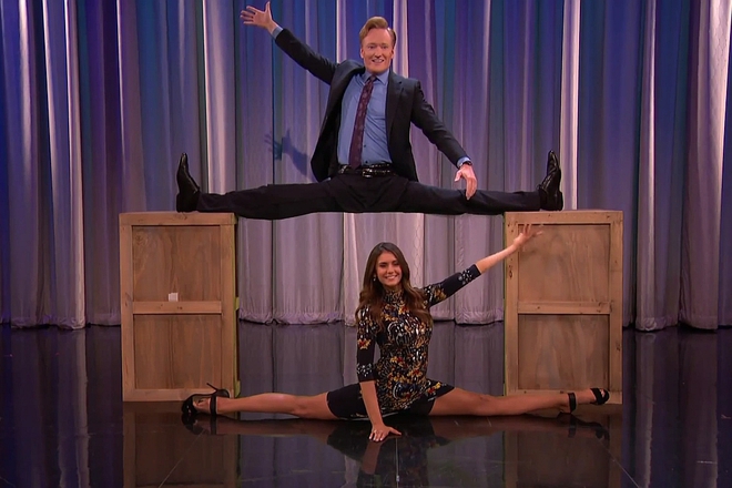 Nina dobrev i konan o brayan pravyat shpagati