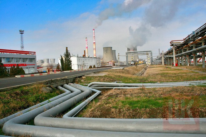 Тръбопровод в "Лукойл Нефтохим"