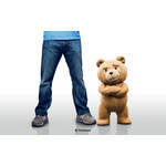 Марк Уолбърг и Тед на БГ плакат за "Тед-2"