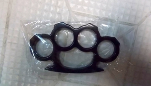 Метален бокс